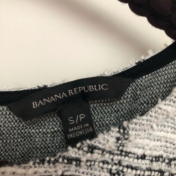 Banana Republic Short Sleeve Top sz S - Picture 2 of 5